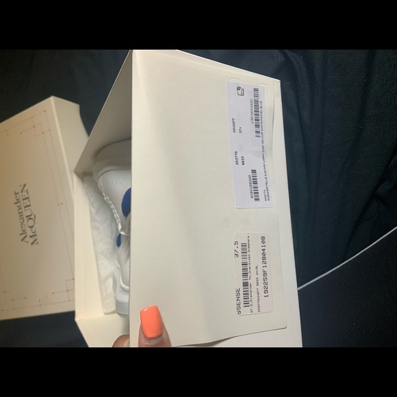 Alexander McQueen sneakers 37.5 - Picture 3 of 3